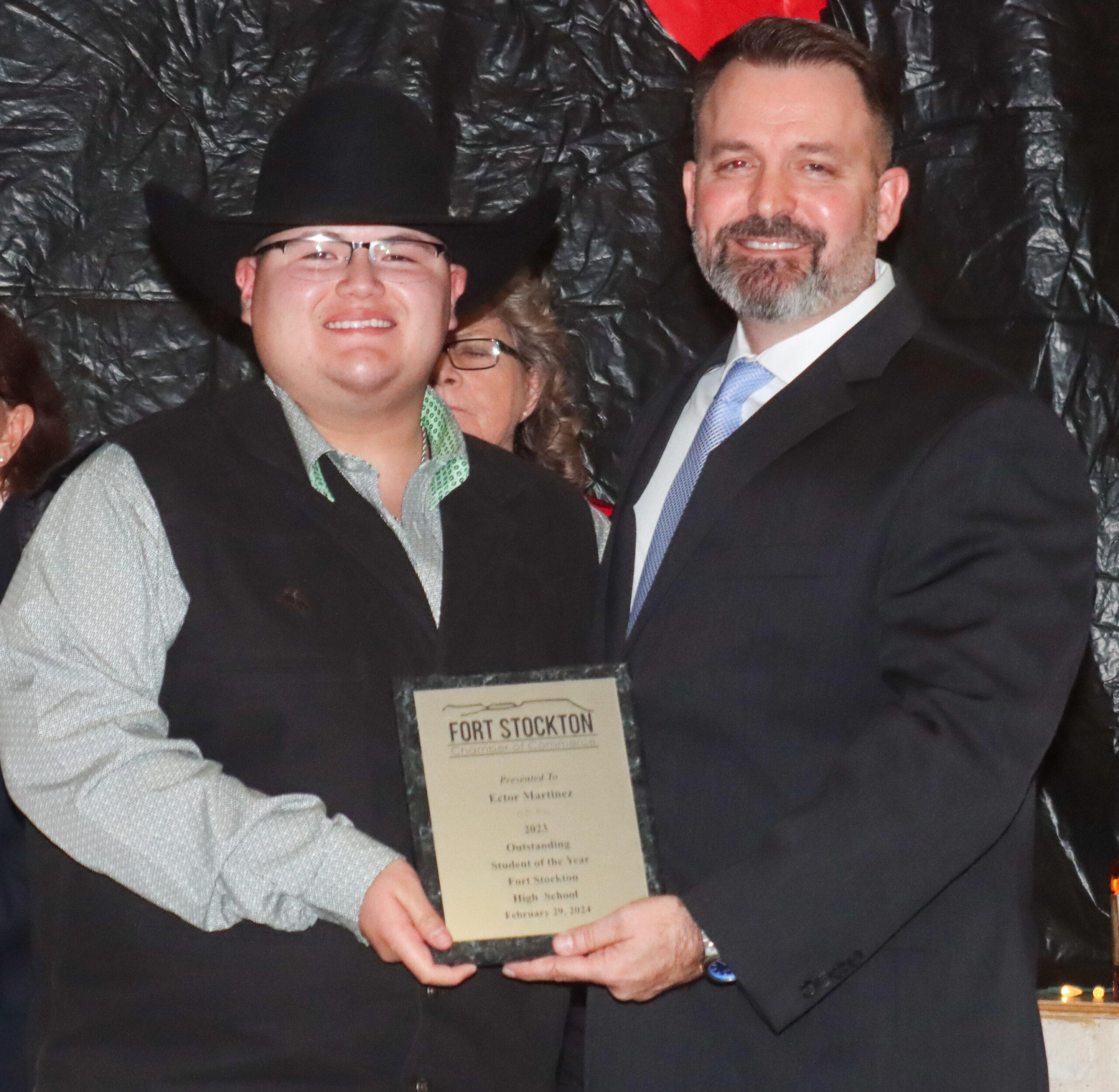 2023 Outstanding Student of the Year Ector Martinez